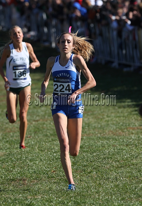 2012NCAA XC-061.JPG - 2012 NCAA D1 Cross Country Championships, November 17, 2012, held in Louisville, KY.